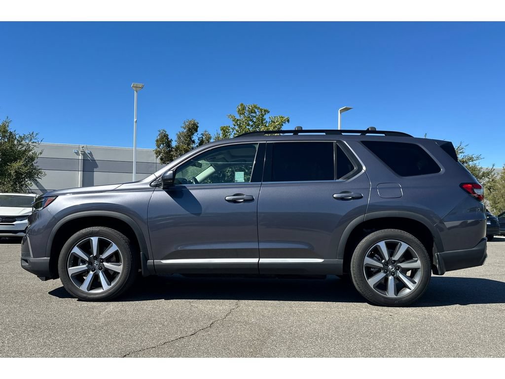 Certified 2024 Honda Pilot Elite image 2