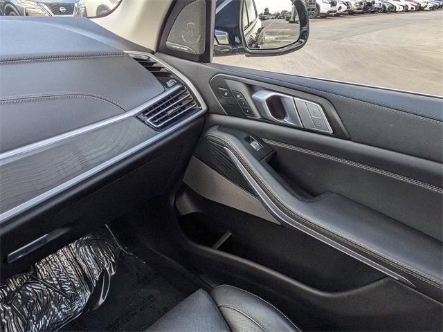 Used 2019 BMW X7 xDrive50i w/ Premium Package image 21