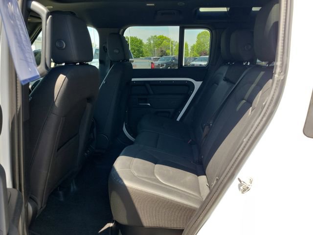 Used 2025 Land Rover Defender 110 S AWD/4WD image 8