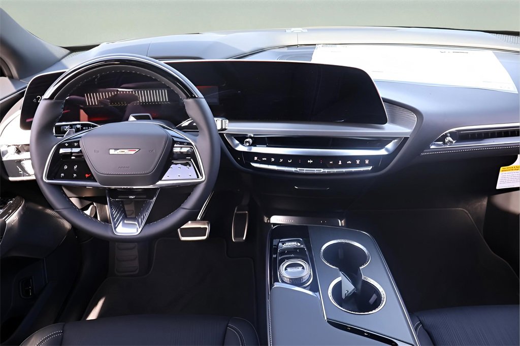 New 2026 Cadillac Lyriq V image 17
