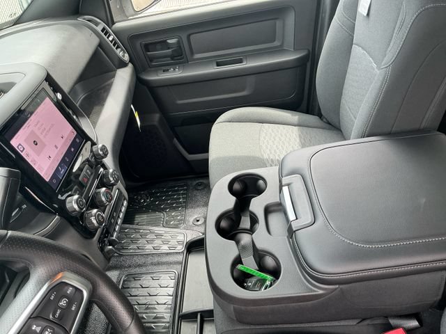 New 2026 RAM 5500 Tradesman w/ Chrome Appearance Group AWD/4WD image 21