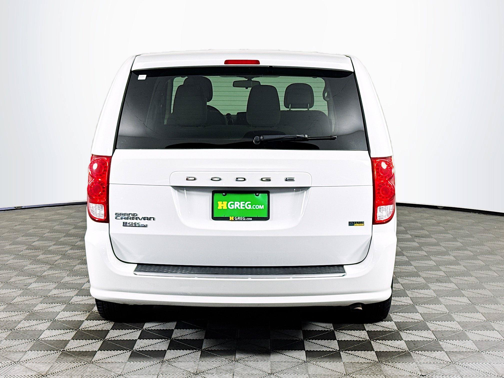 Used 2017 Dodge Grand Caravan SE FWD image 7