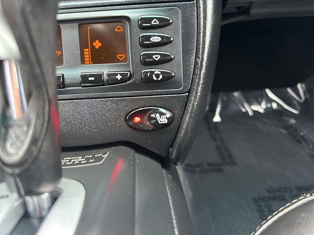 Used 2004 Porsche 911 Carrera image 21