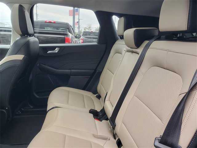 Used 2022 Ford Escape SEL image 32
