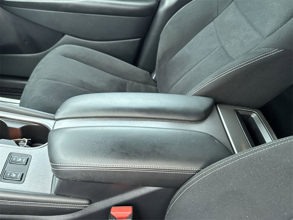 Used 2020 Nissan Murano SV image 27