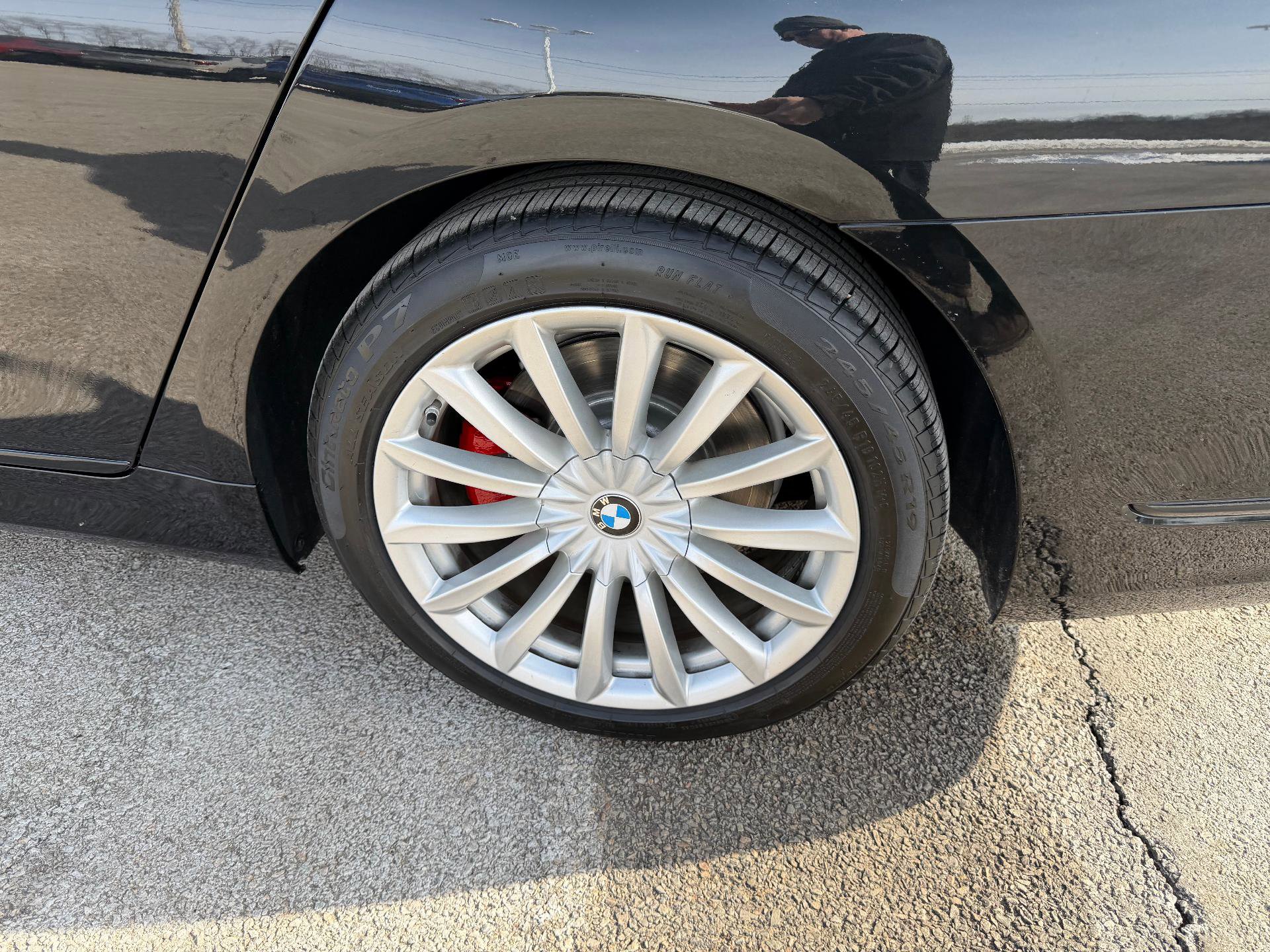 Used 2020 BMW 740i 740i 4dr Car w/ Premium Package image 11