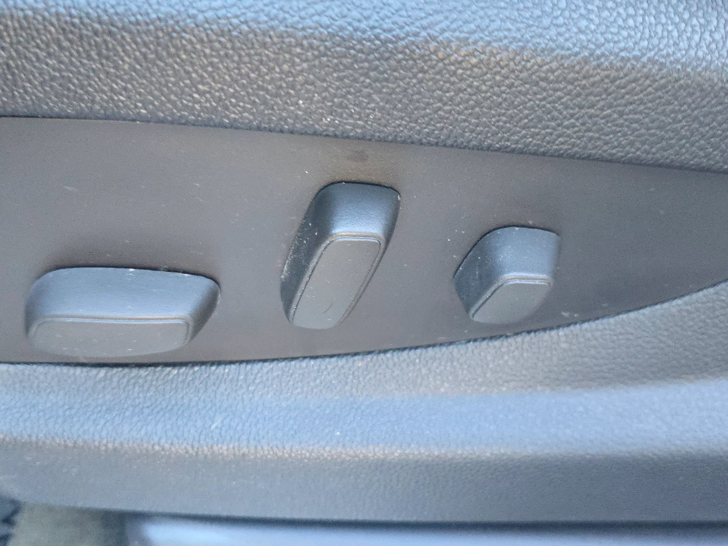 Used 2016 Chevrolet Tahoe LTZ image 21