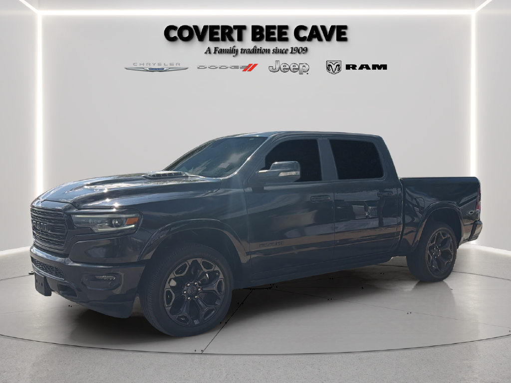 Used 2020 RAM 1500 Limited w/ Black Appearance Package AWD/4WD image 3