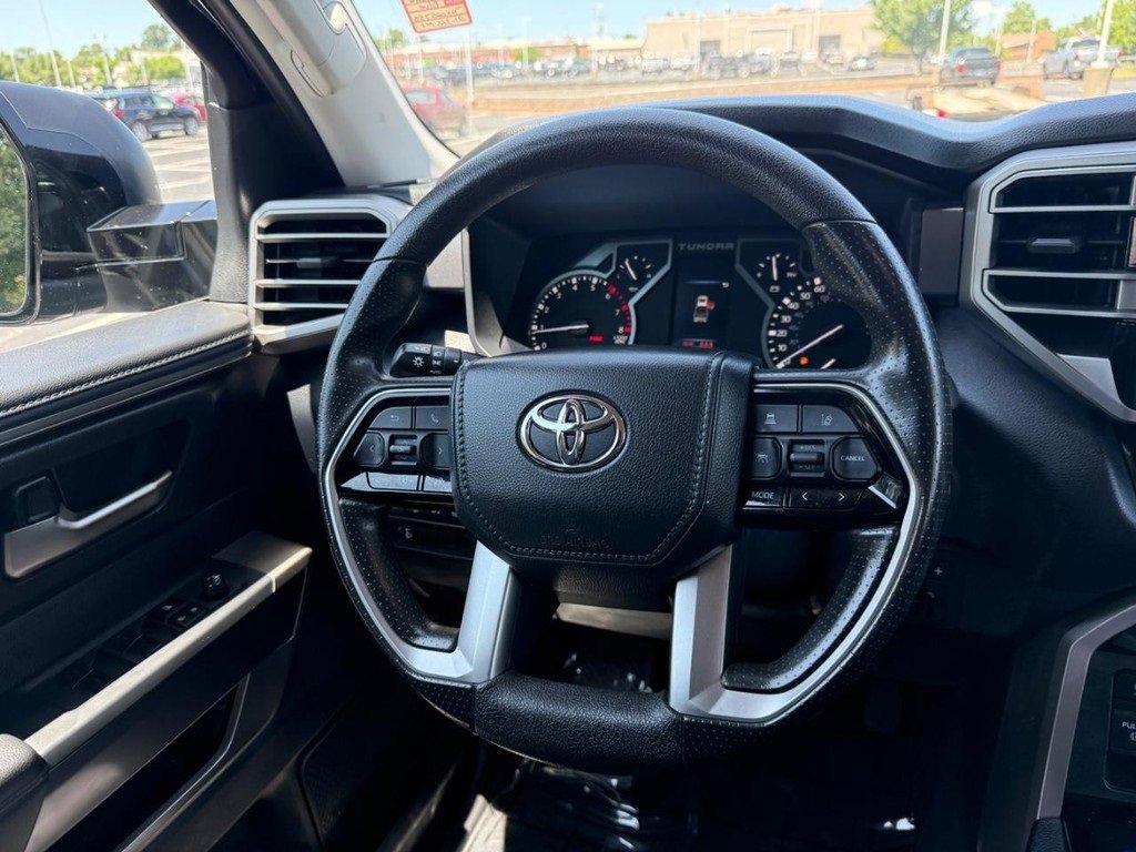 Used 2022 Toyota Tundra SR5 w/ SR5 Convenience Package image 13