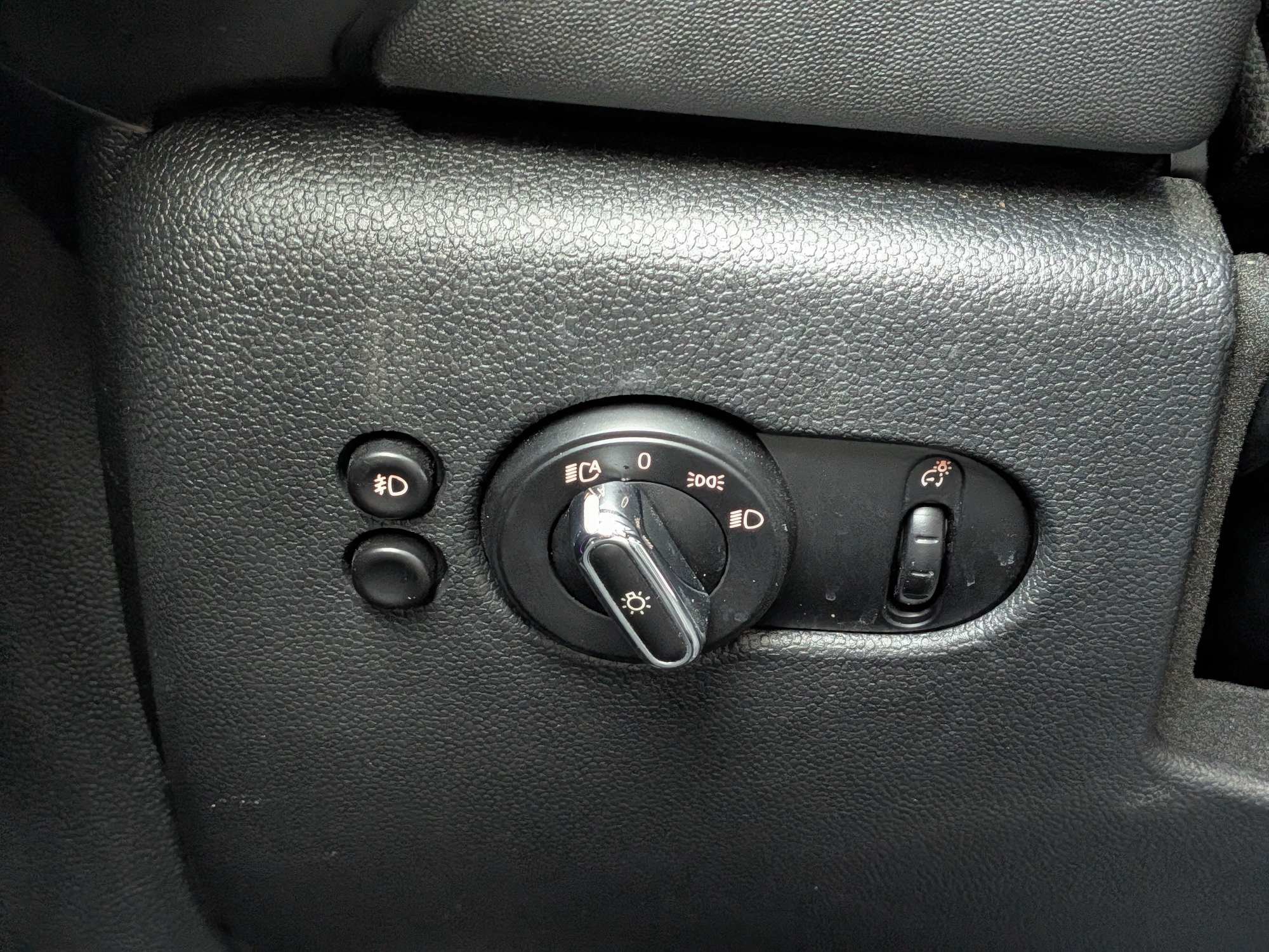 Used 2017 MINI Cooper S FWD image 23