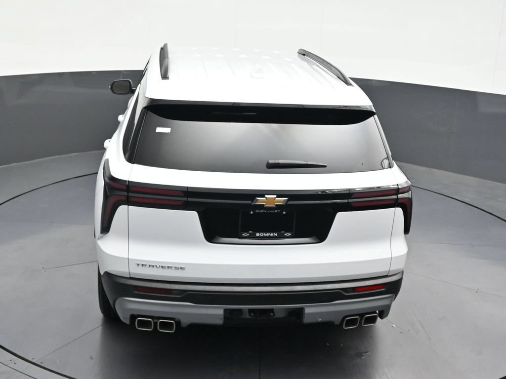 Used 2025 Chevrolet Traverse LT FWD image 20