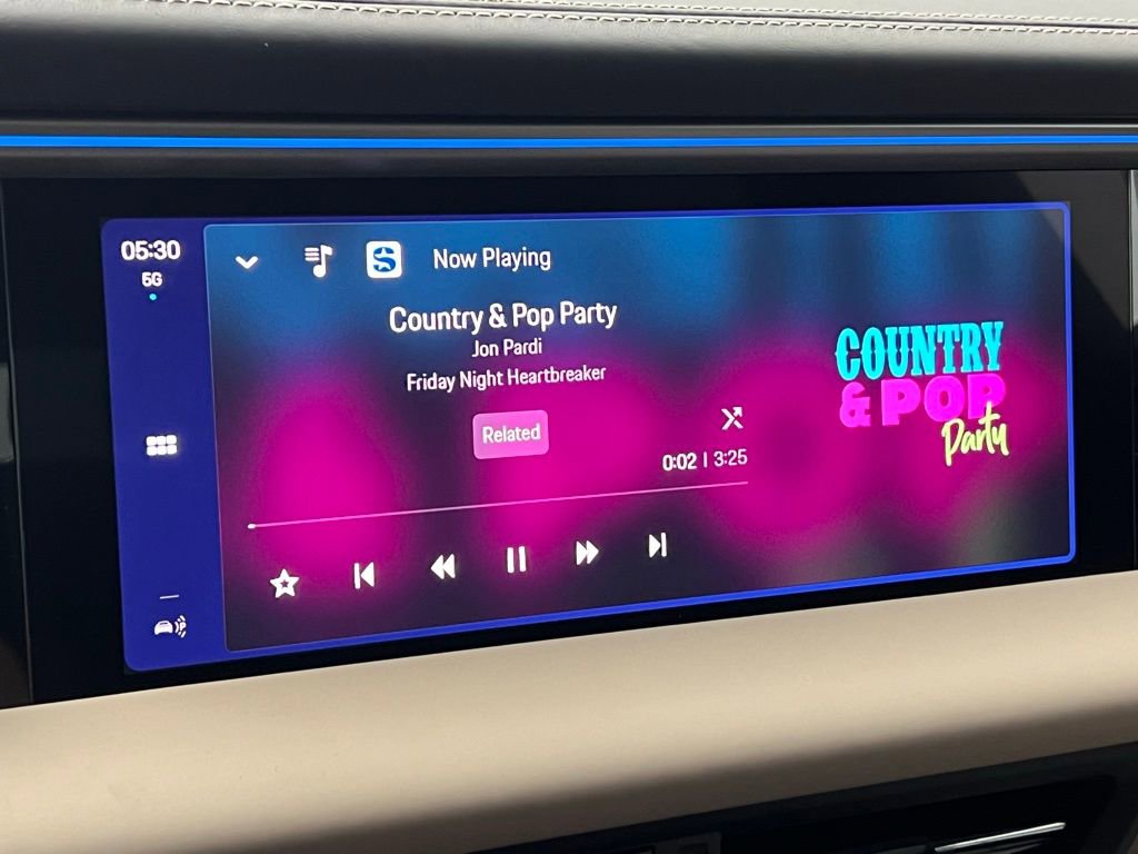 New 2025 Porsche Macan 4 Electric image 14