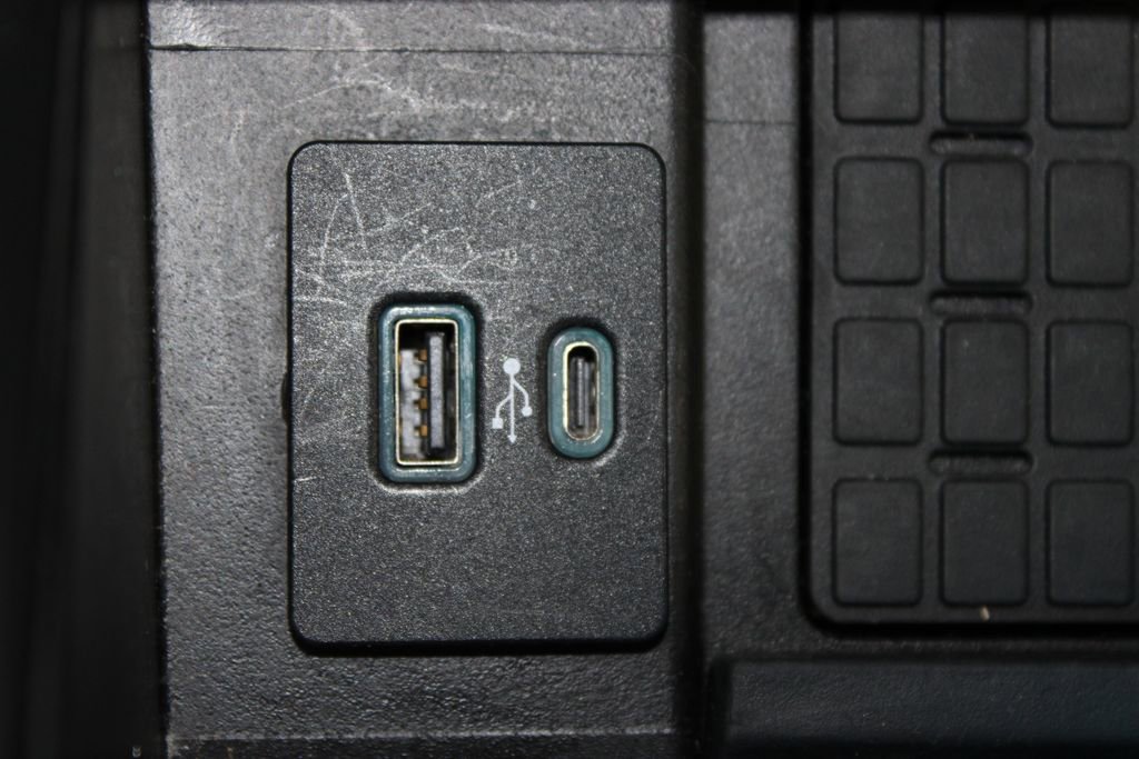 Used 2024 Ford Expedition Max XLT image 48