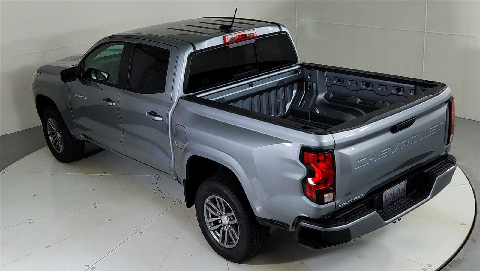 Used 2023 Chevrolet Colorado LT w/ LT Convenience Package II RWD image 21