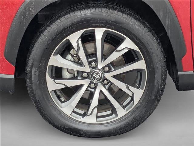 Used 2023 Toyota Corolla Cross XLE image 23