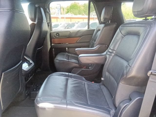 Used 2024 Lincoln Navigator Reserve AWD/4WD image 31