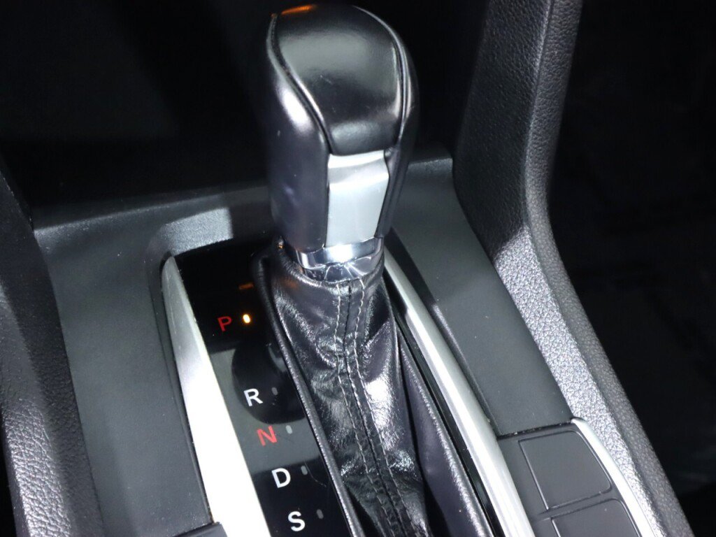 Used 2019 Honda Civic Sport image 23