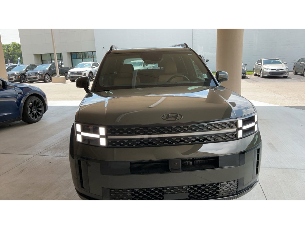 Used 2026 Hyundai Santa Fe Calligraphy image 2