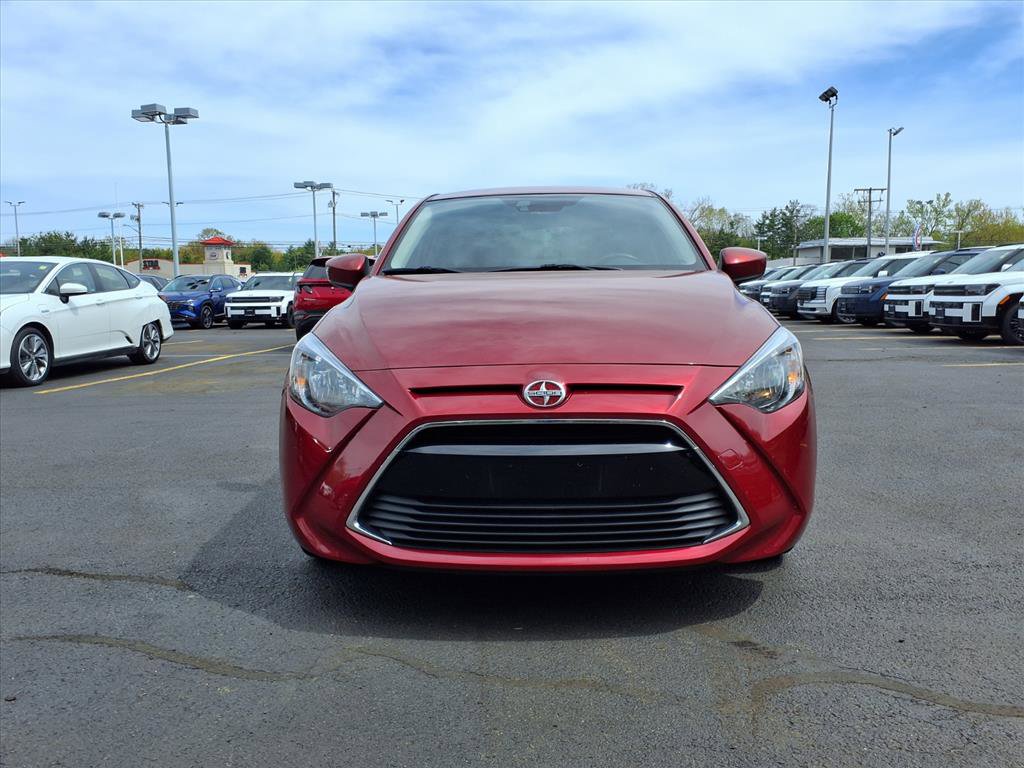 Used 2016 Scion iA FWD image 2