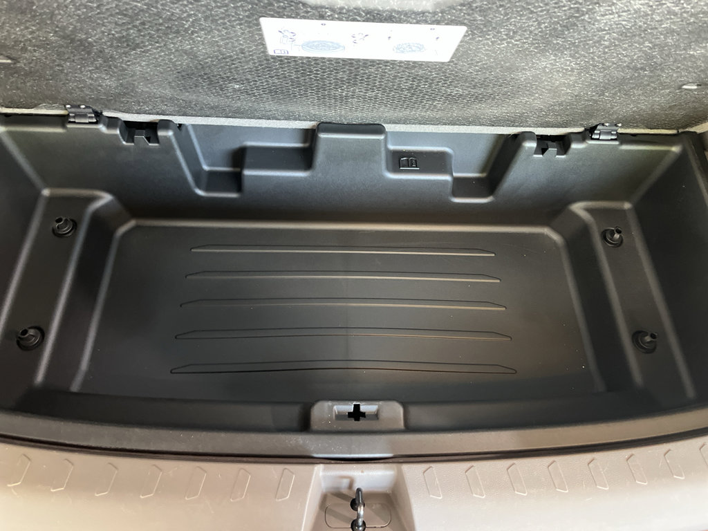 Used 2019 Chevrolet Traverse Premier w/ Driver Confidence II Package image 9