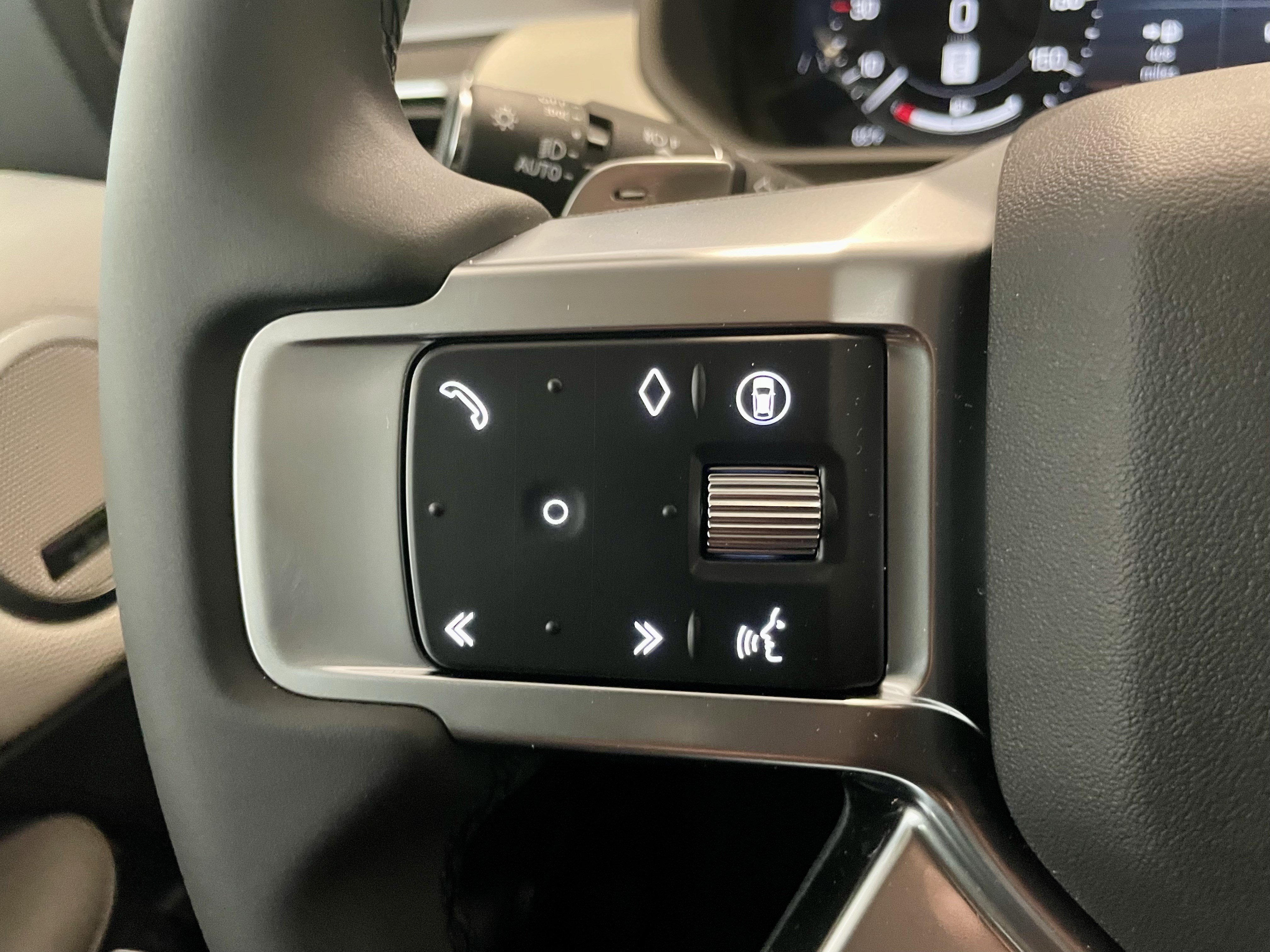 New 2026 Land Rover Discovery Dynamic SE AWD/4WD image 23