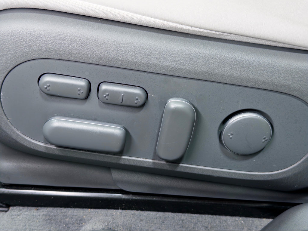 Used 2024 Hyundai Ioniq 5 Limited AWD/4WD image 7