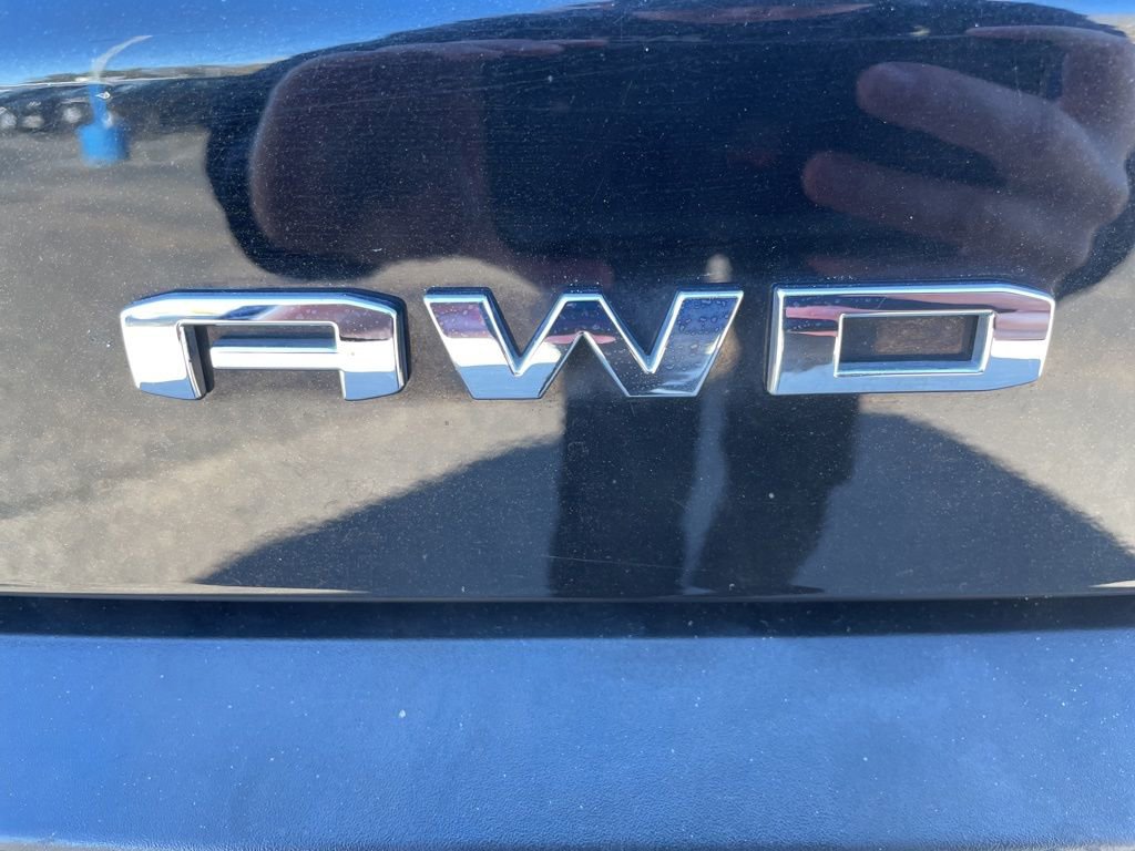 Used 2023 GMC Acadia SLT image 8