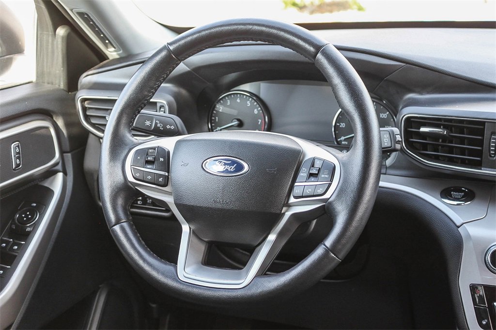 Used 2023 Ford Explorer XLT w/ Equipment Group 202A image 19