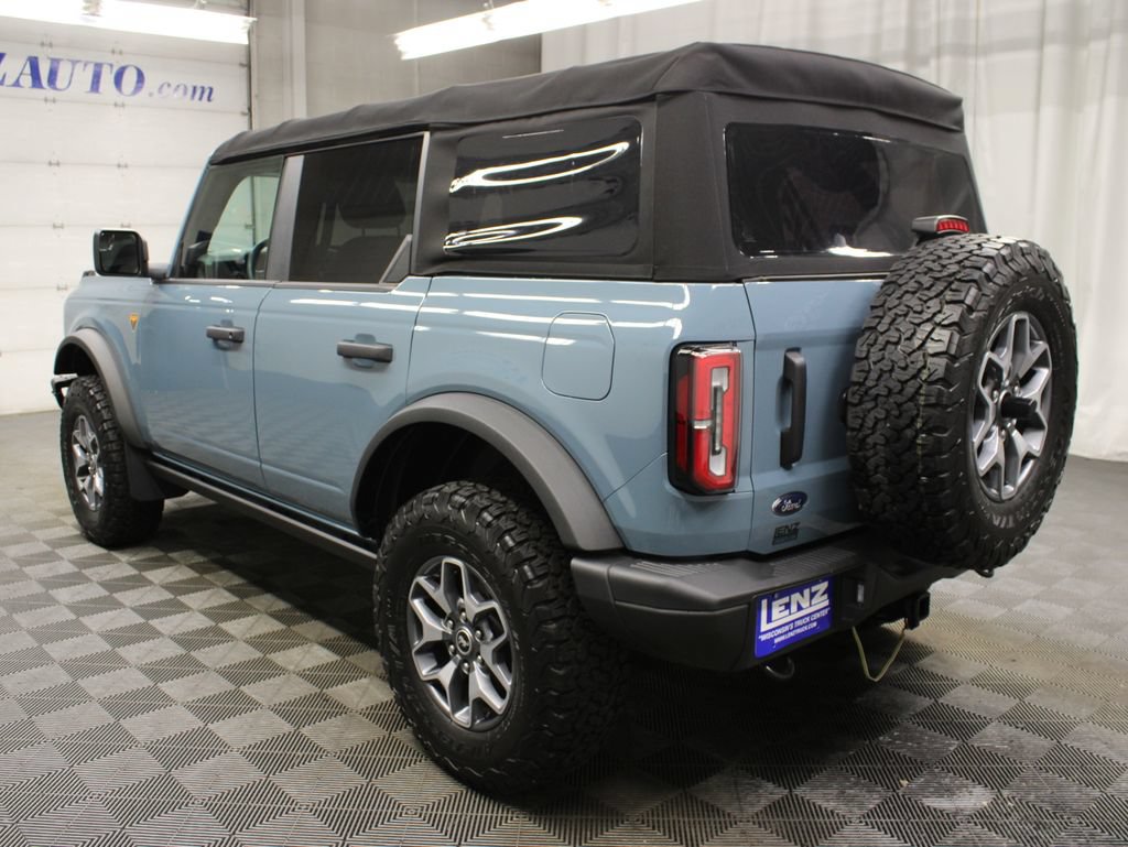 Used 2022 Ford Bronco Badlands AWD/4WD image 7