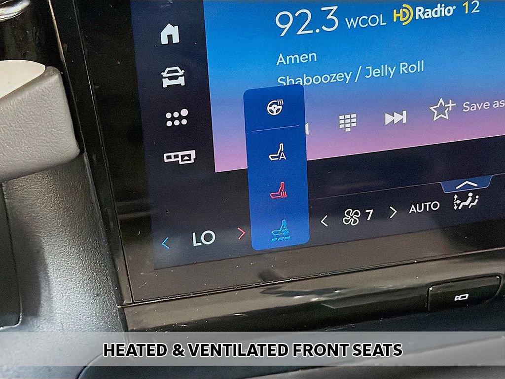 Used 2025 Lincoln Navigator Reserve image 8