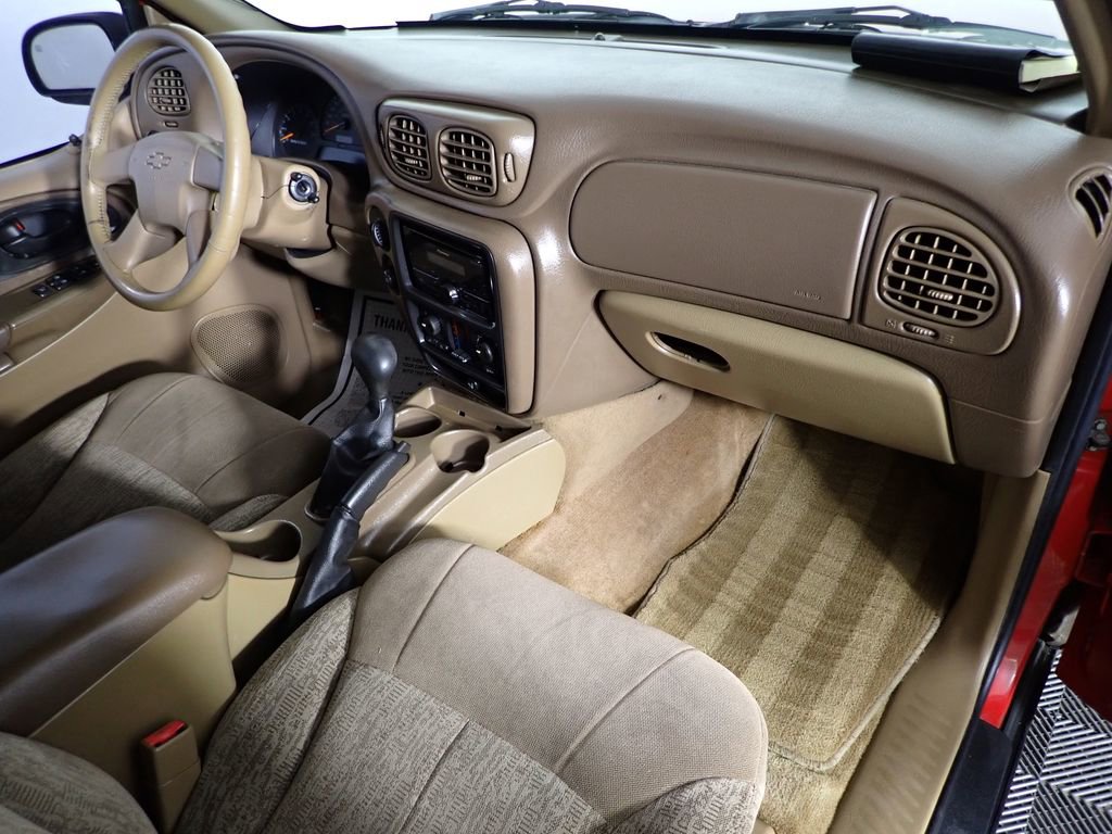 Used 2002 Chevrolet TrailBlazer LS w/ Preferred Equipment Group image 29