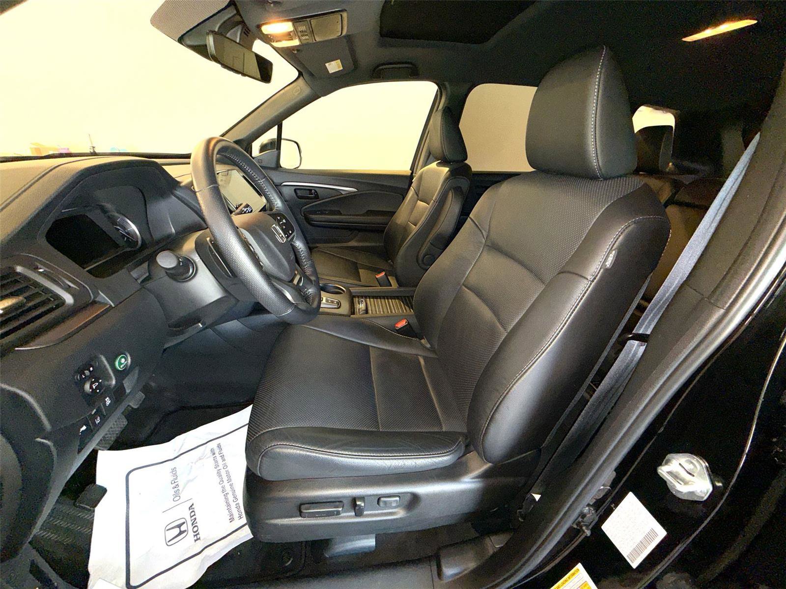 Used 2023 Honda Passport EX-L image 13