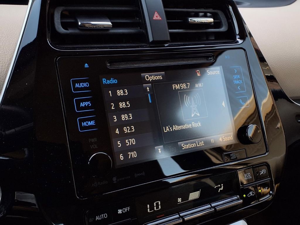 Certified 2017 Toyota Prius Three FWD image 8