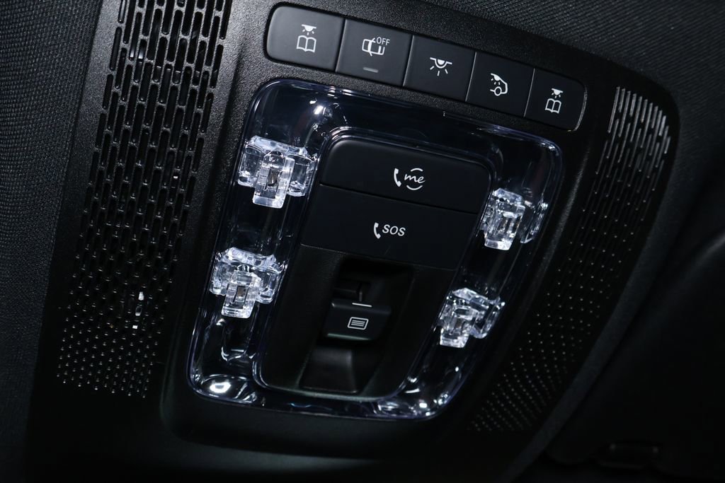 Used 2022 Mercedes-Benz GLA 250 4MATIC w/ AMG Line image 30