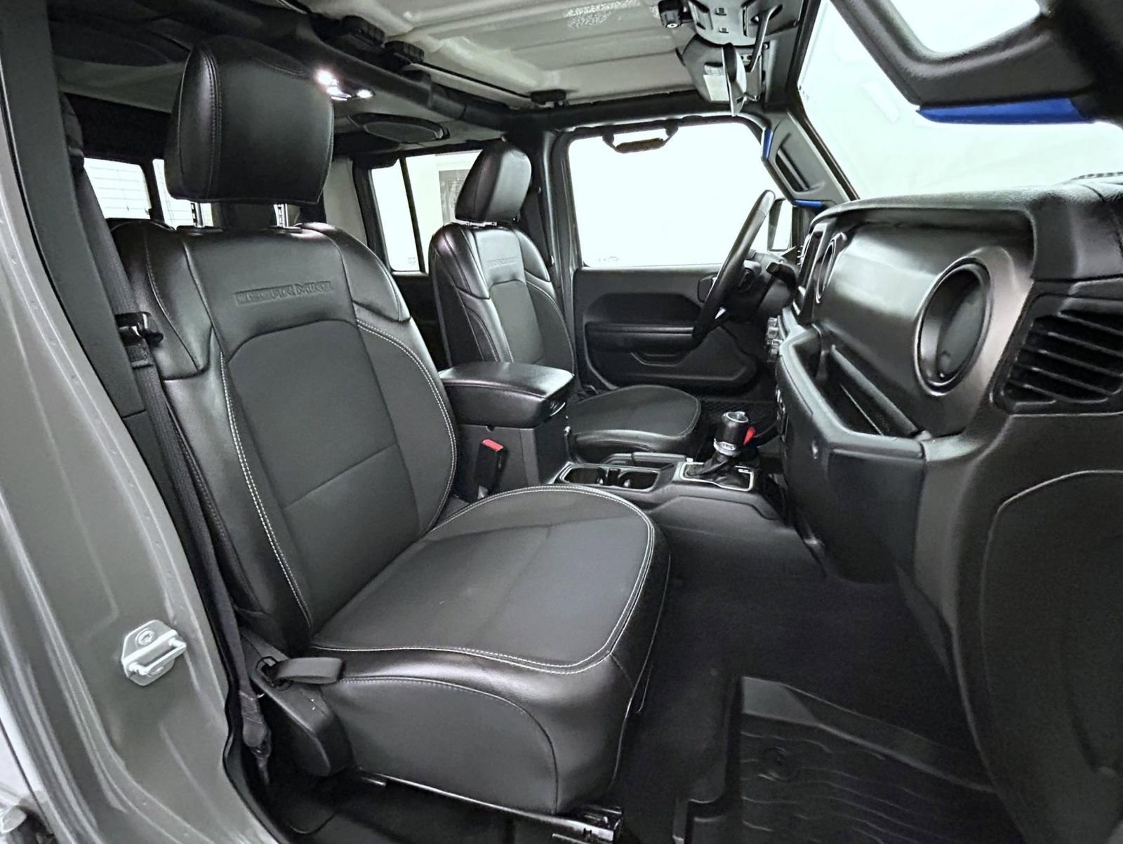 Used 2021 Jeep Gladiator Sport image 15