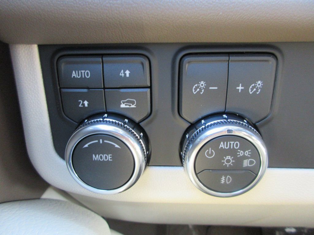 New 2026 GMC Yukon XL Denali w/ Sun & Power Step Package image 17