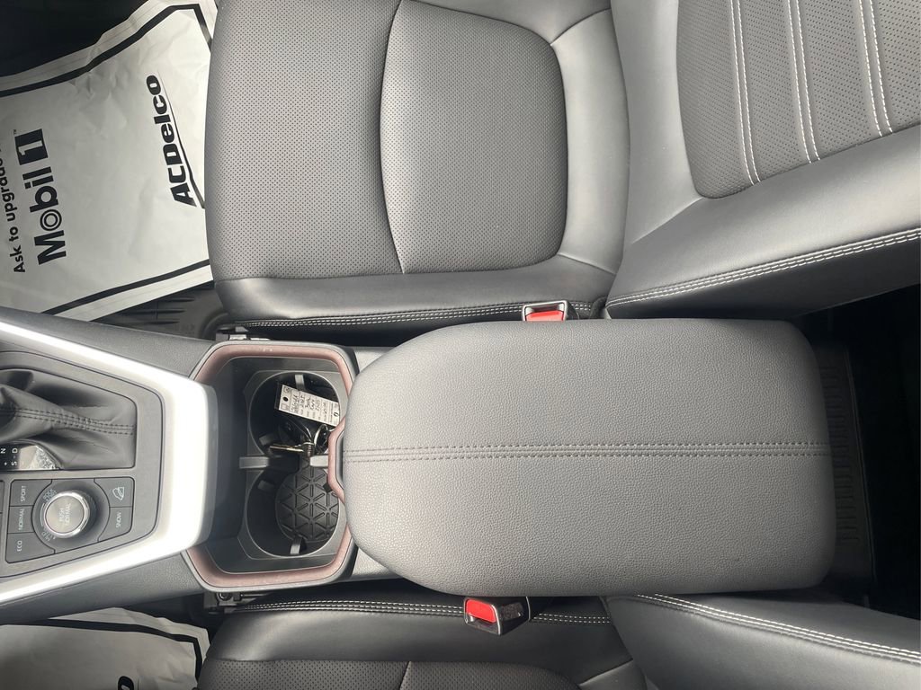 Used 2025 Toyota RAV4 Limited w/ Weather Package image 15