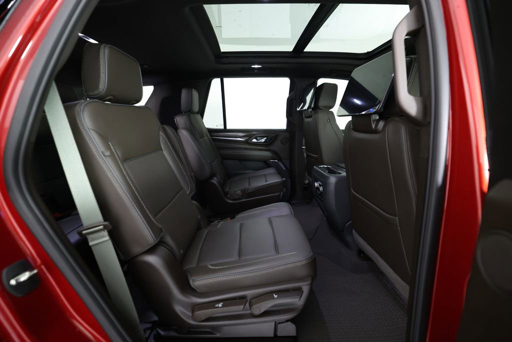 Used 2024 GMC Yukon Denali w/ Denali Reserve Package AWD/4WD image 11