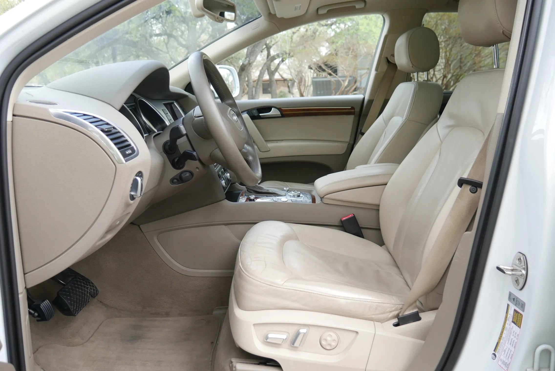 Used 2015 Audi Q7 3.0T Premium Plus w/ Premium Plus Package image 11