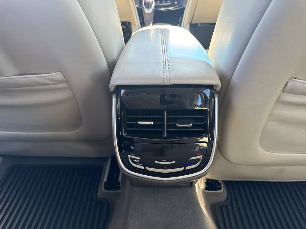 Used 2017 Cadillac XTS Platinum AWD/4WD image 24