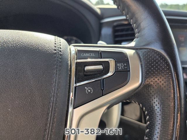 Used 2018 Mitsubishi Outlander SEL AWD/4WD image 28
