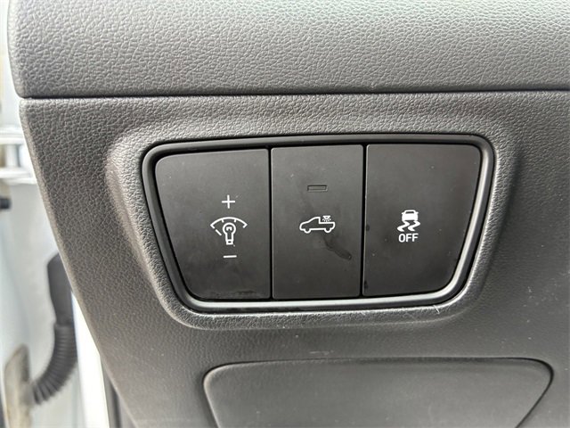 Used 2022 Hyundai Santa Cruz Limited image 22