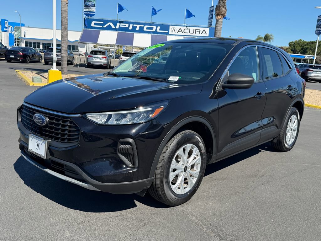 Used 2024 Ford Escape Active image 3