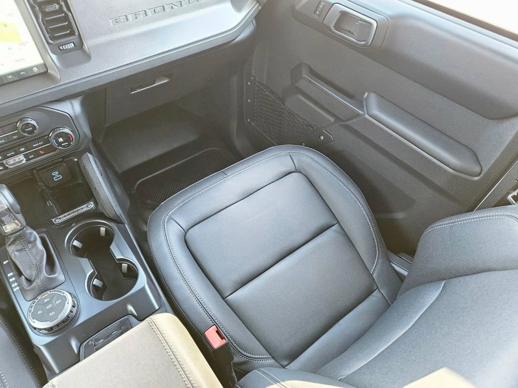 New 2025 Ford Bronco Badlands image 13