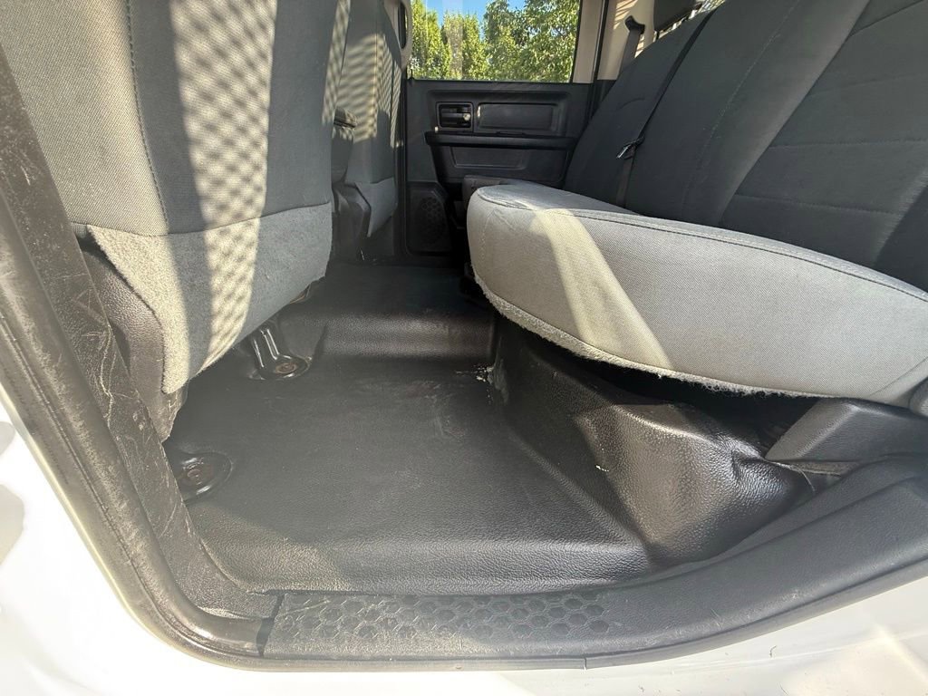 Used 2017 RAM 5500 Tradesman w/ Chrome Appearance Group image 27