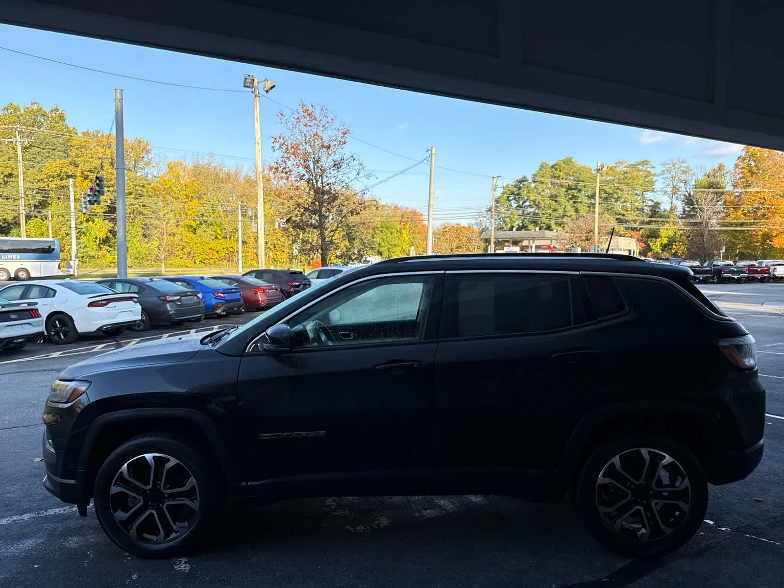 Used 2022 Jeep Compass Limited w/ Sun and Sound Group AWD/4WD image 7