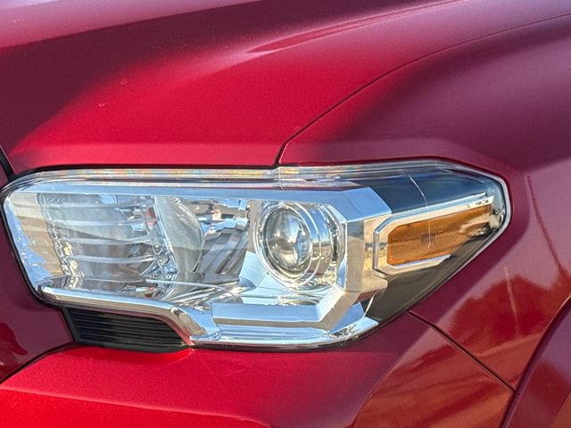Used 2023 Toyota Tacoma SR5 RWD image 4