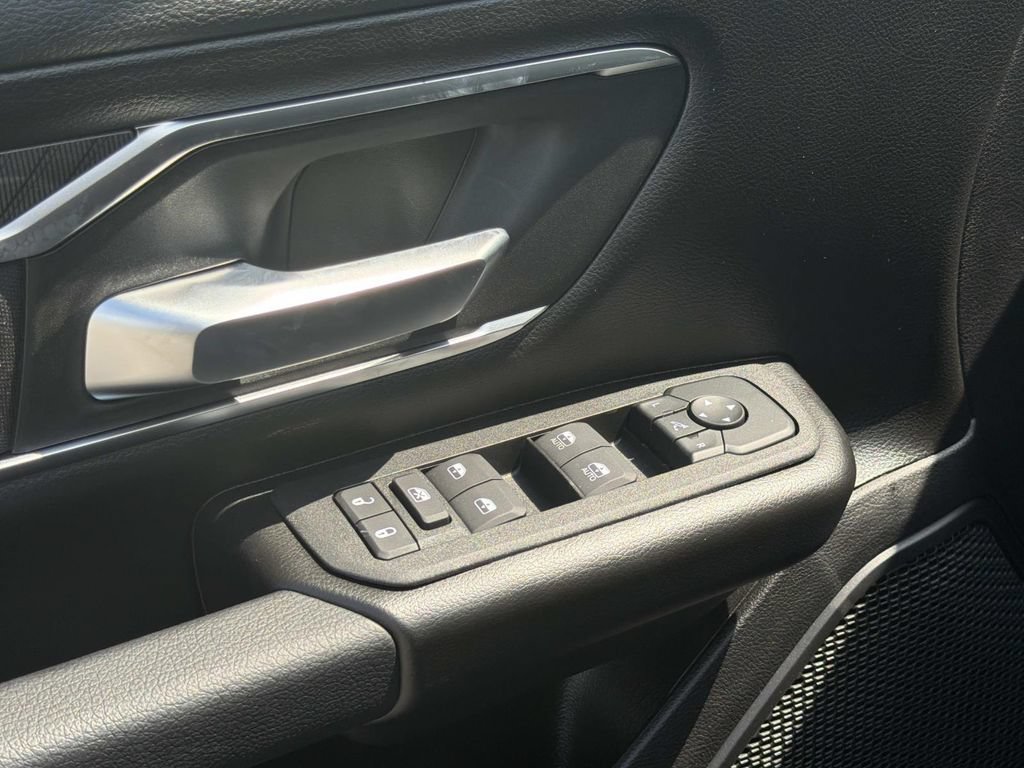 New 2026 RAM 1500 Big Horn AWD/4WD image 15