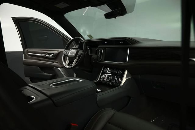 Used 2021 GMC Yukon Denali w/ Denali Premium Package RWD image 69