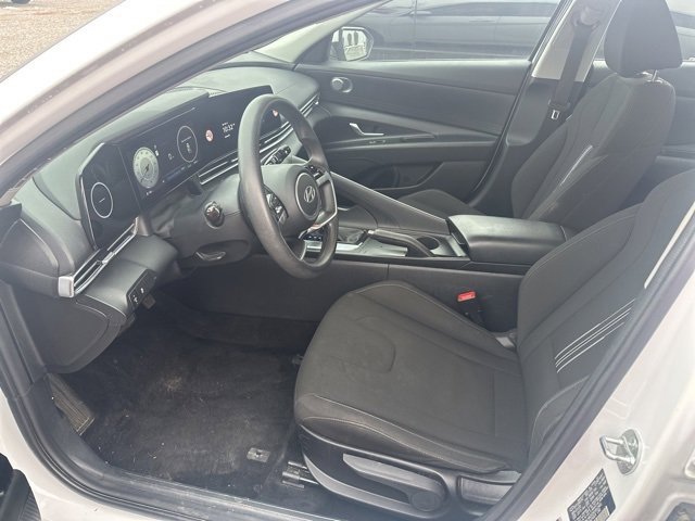 Used 2024 Hyundai Elantra SEL image 8